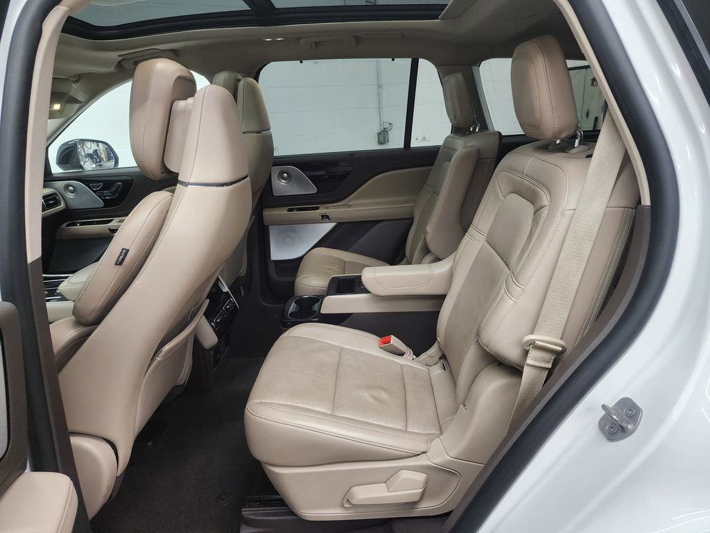 Used 2021 Lincoln Aviator Reserve w/ Equipment Group 202A AWD/4WD image 25