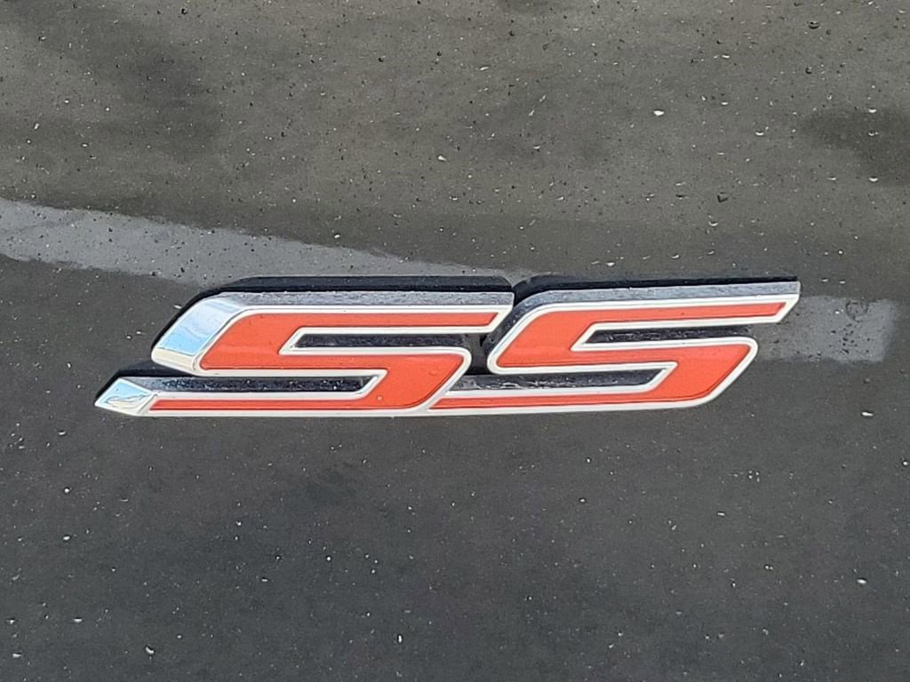 Used 2017 Chevrolet Camaro SS image 37