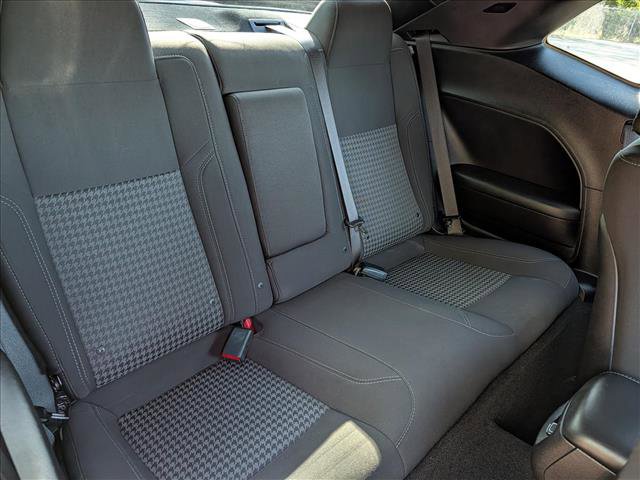 Used 2019 Dodge Challenger SXT RWD image 13