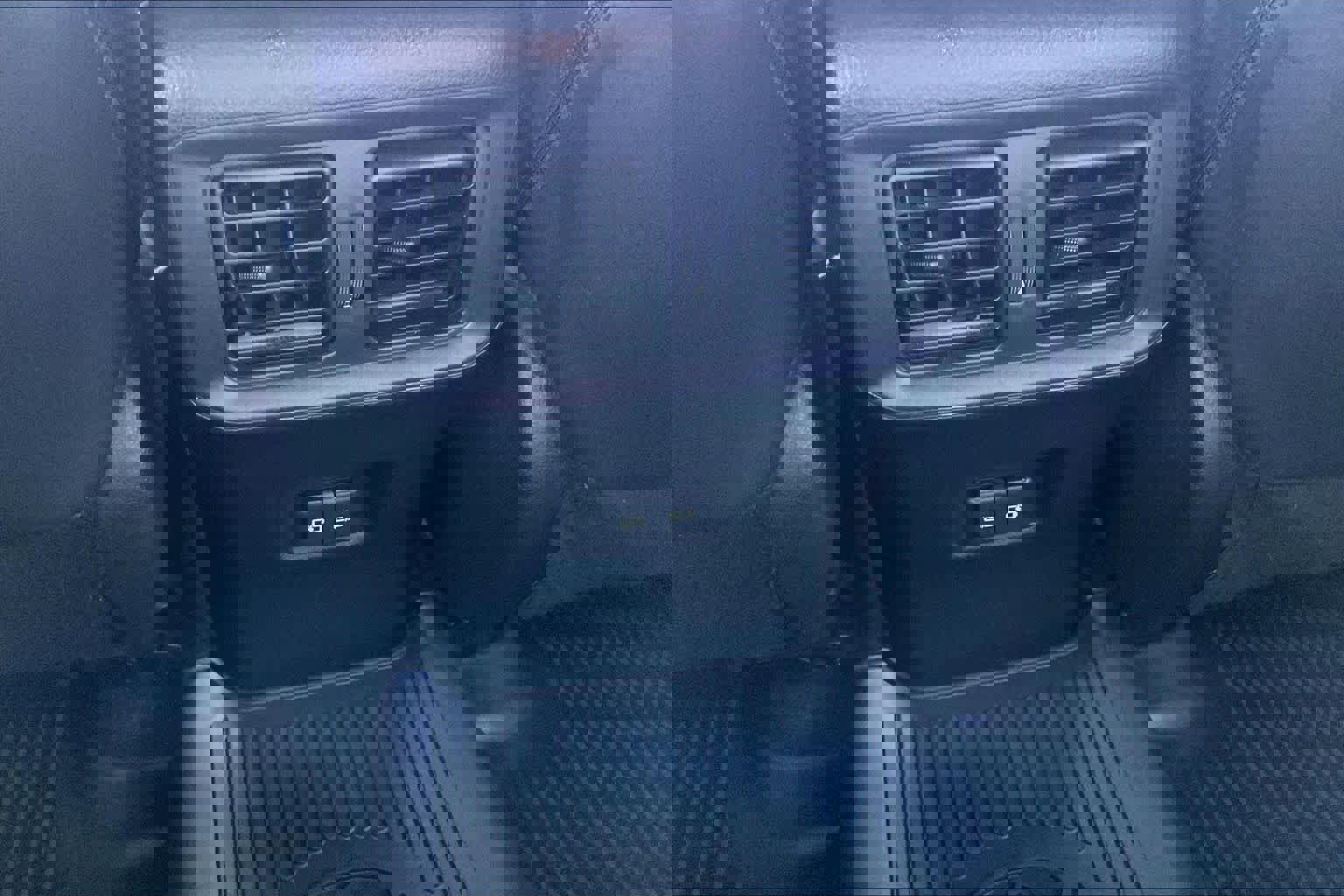 Used 2023 Toyota RAV4 Adventure image 37