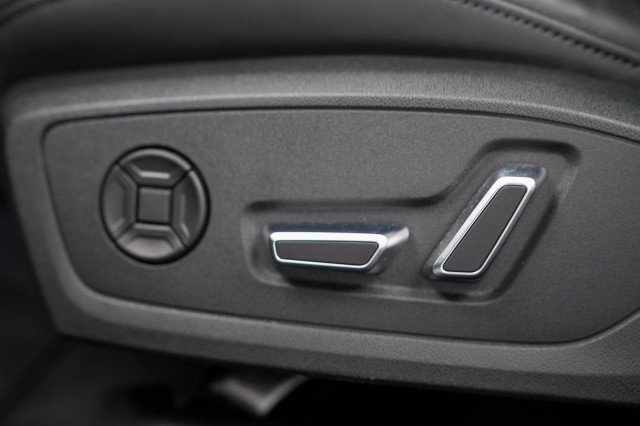 Used 2024 Audi RS 6 performance image 28