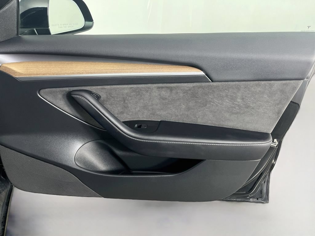 Used 2023 Tesla Model 3 Standard Range RWD image 34