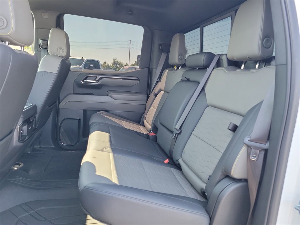 Certified 2023 Chevrolet Silverado 1500 ZR2 w/ Technology Package image 31