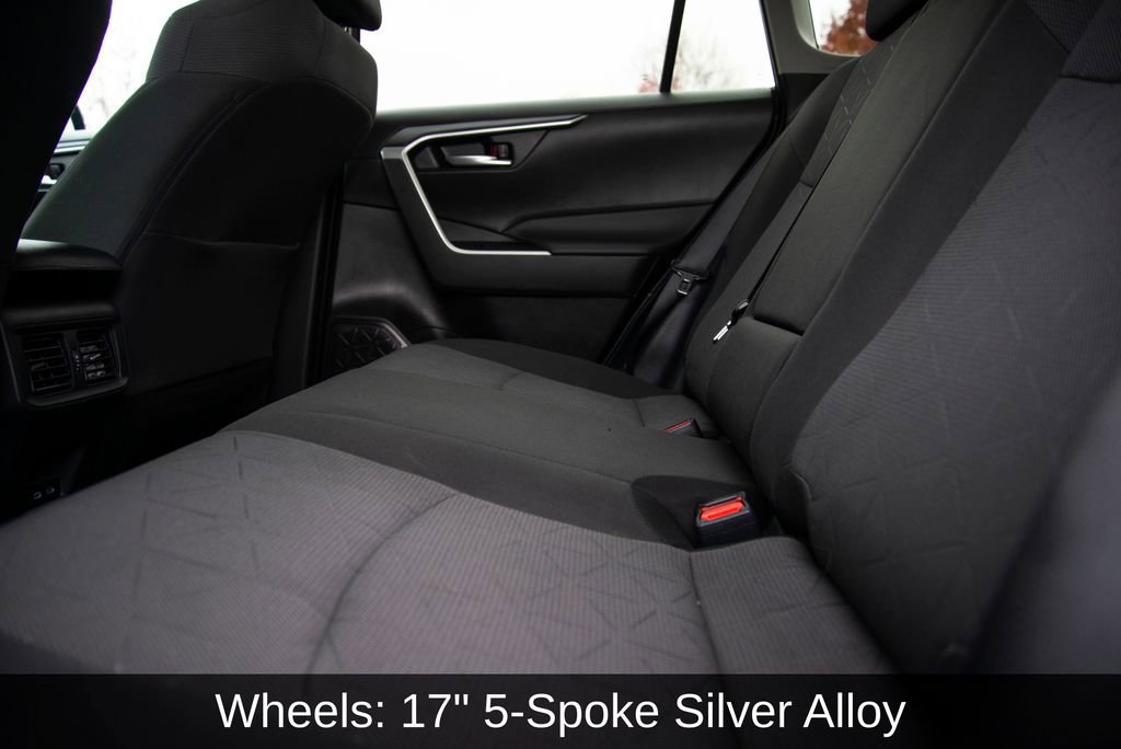 Used 2024 Toyota RAV4 XLE image 15