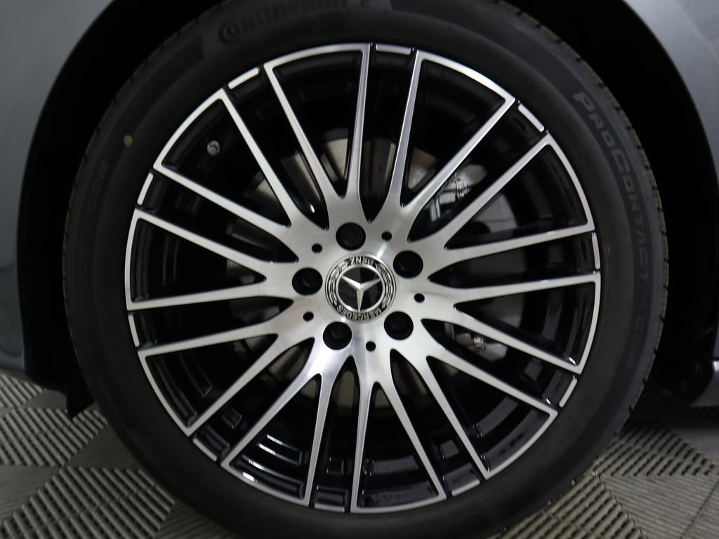 New 2025 Mercedes-Benz C 300 Sedan image 32