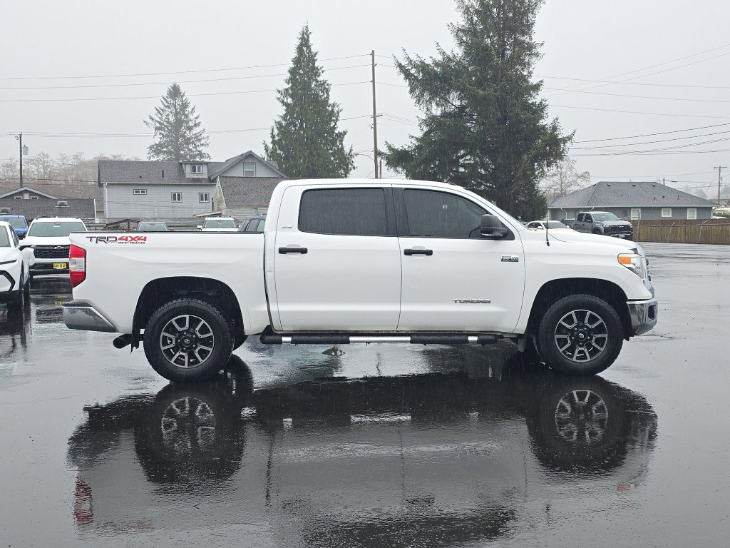 Used 2014 Toyota Tundra SR5 w/ TRD Off Road Package image 7