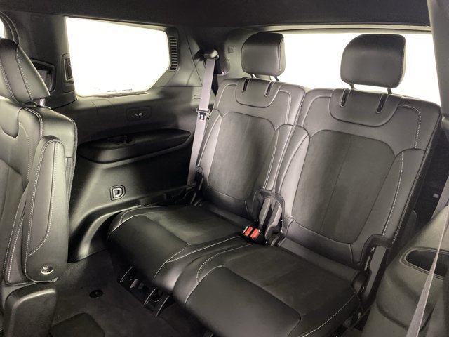 Used 2023 Jeep Grand Cherokee L Altitude AWD/4WD image 33