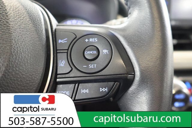 Used 2022 Toyota RAV4 XLE Premium AWD/4WD image 19