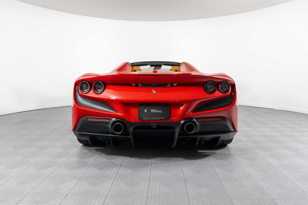 Used 2022 Ferrari F8 Tributo RWD image 6