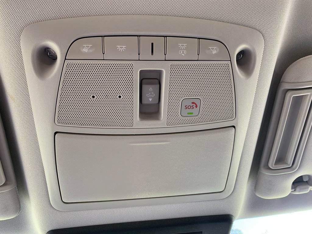 Used 2023 Nissan Armada SL w/ Captain's Chairs Package RWD image 23