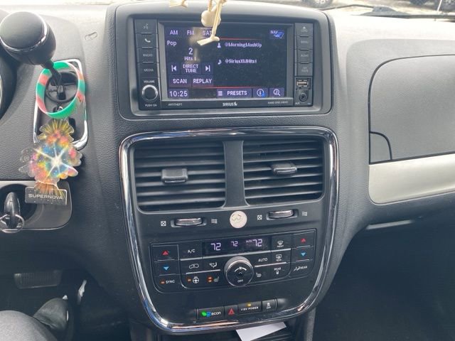 Used 2019 Dodge Grand Caravan GT image 12