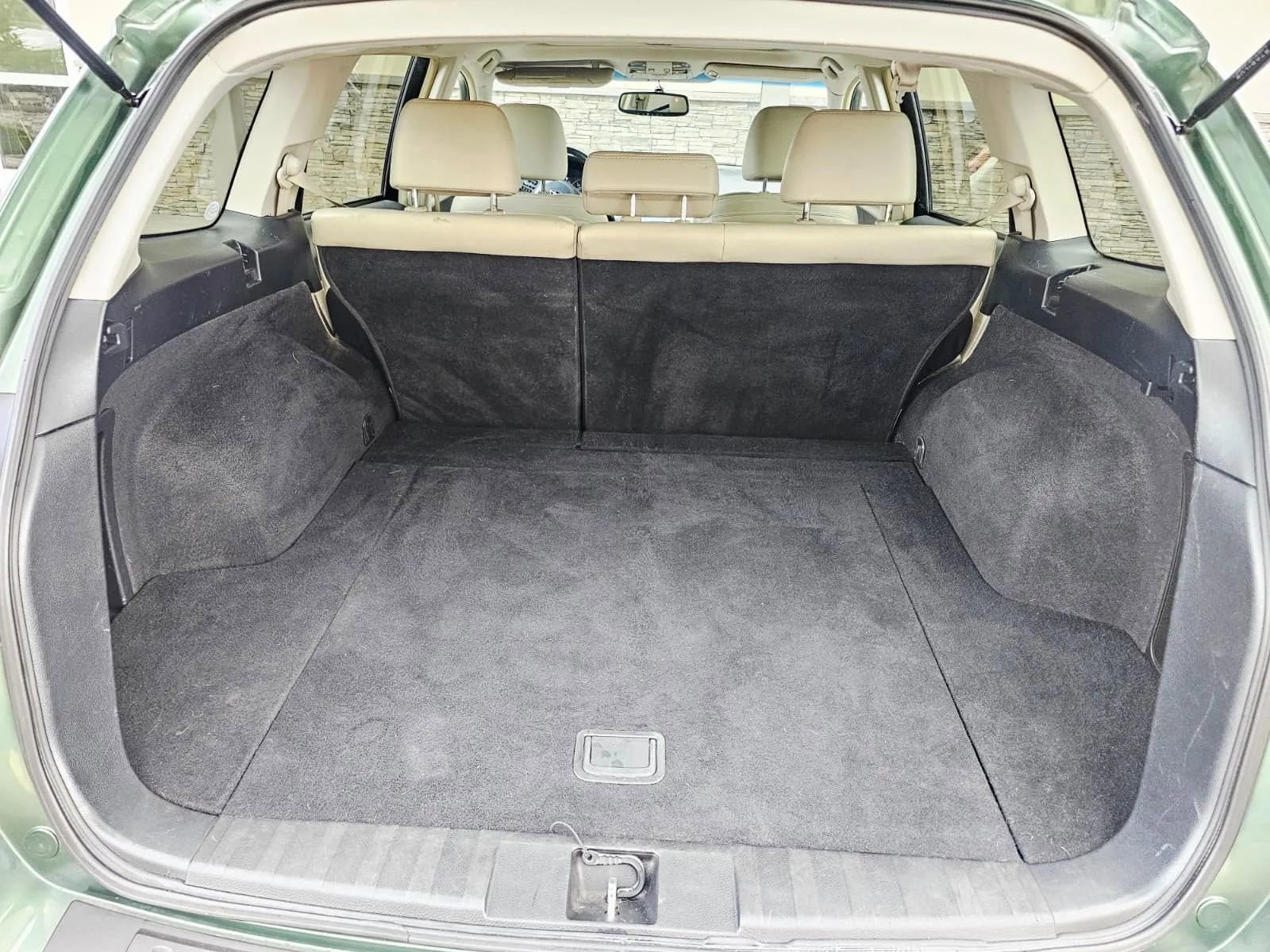 Used 2012 Subaru Outback 2.5i Limited image 18