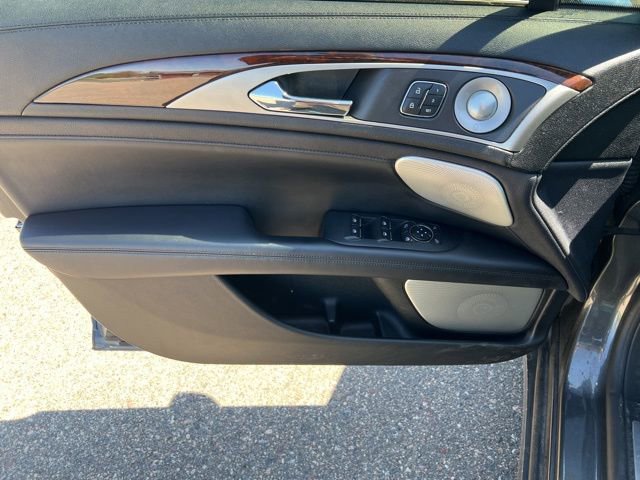 Used 2019 Lincoln MKZ Reserve w/ Luxury Package AWD/4WD image 9