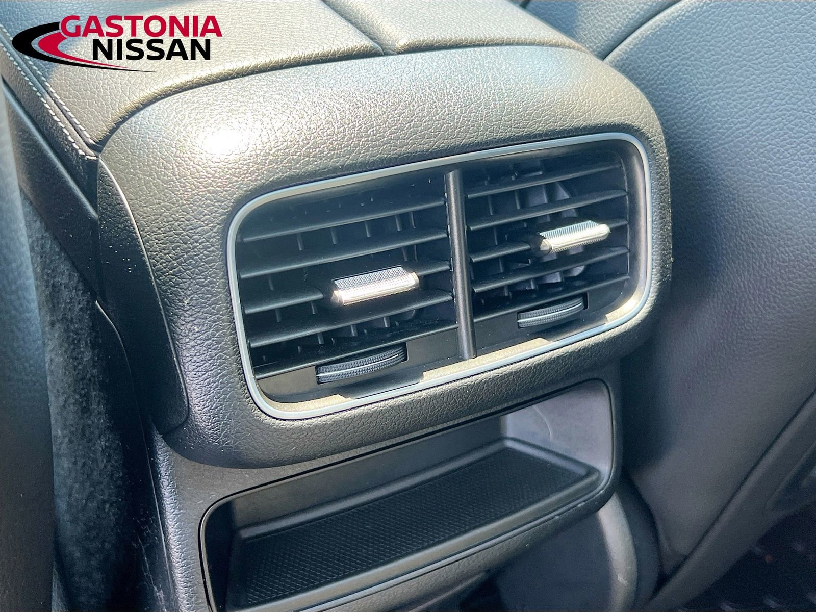 Used 2023 Mercedes-Benz GLE 350 4MATIC image 35