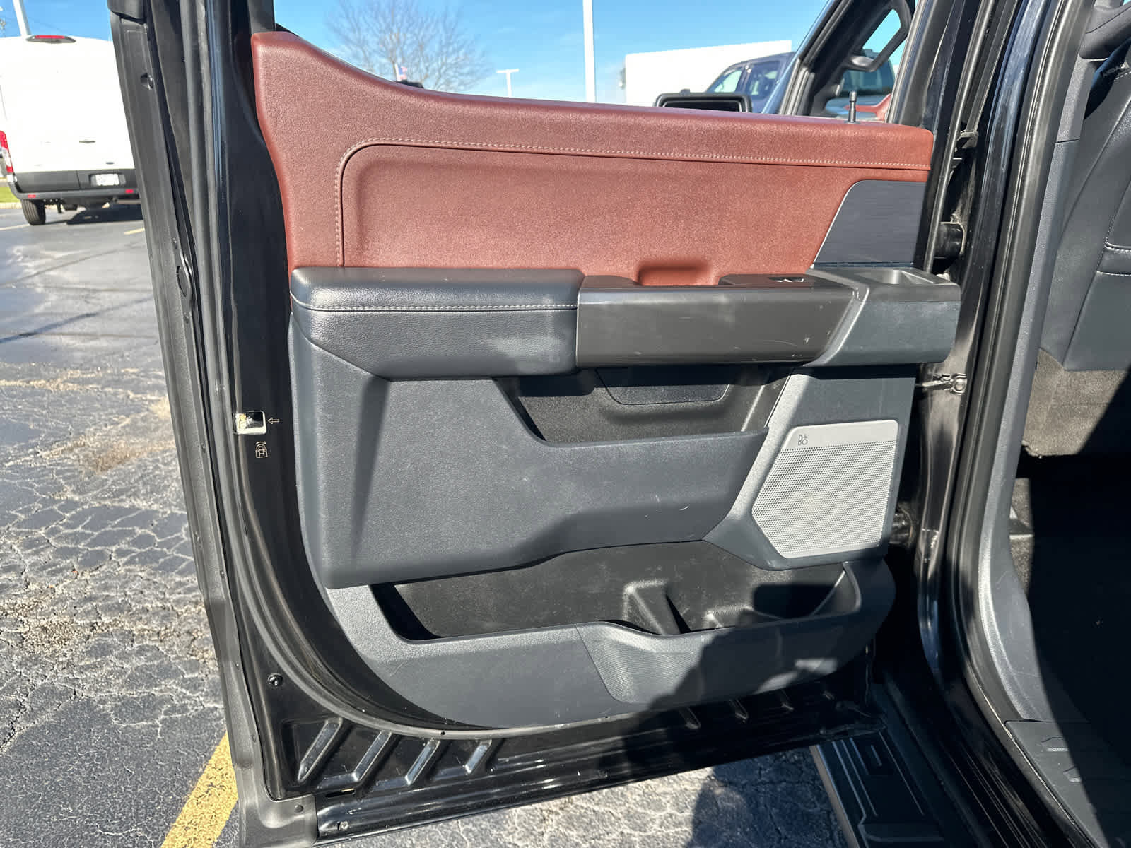 Used 2023 Ford F150 Lariat w/ Equipment Group 502A High image 32