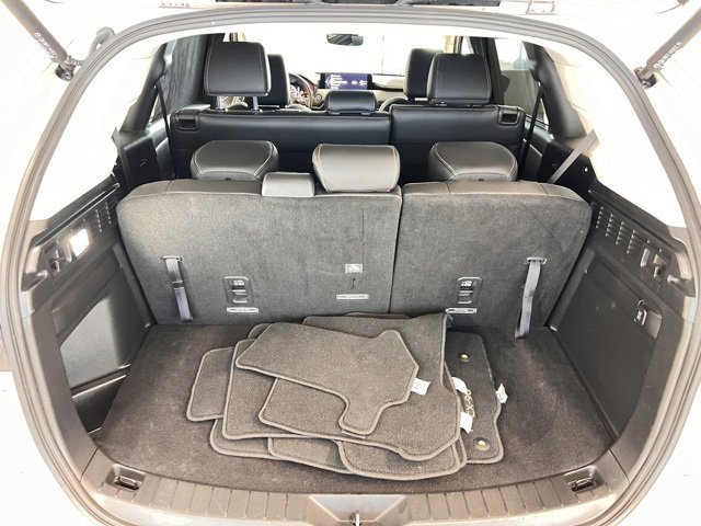 Used 2025 MAZDA CX-90 3.3 Turbo w/ Preferred Package image 9