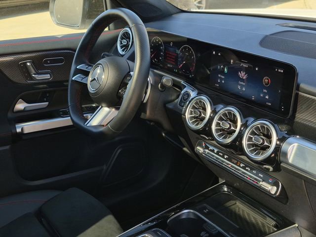Certified 2025 Mercedes-Benz GLB 250 GLB 250 image 12