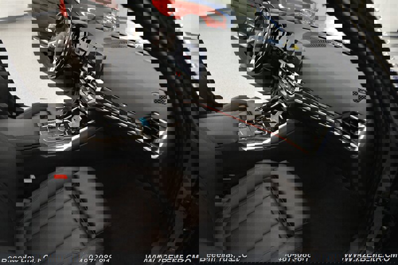 Used 2020 BMW 330i Sedan w/ Convenience Package image 21