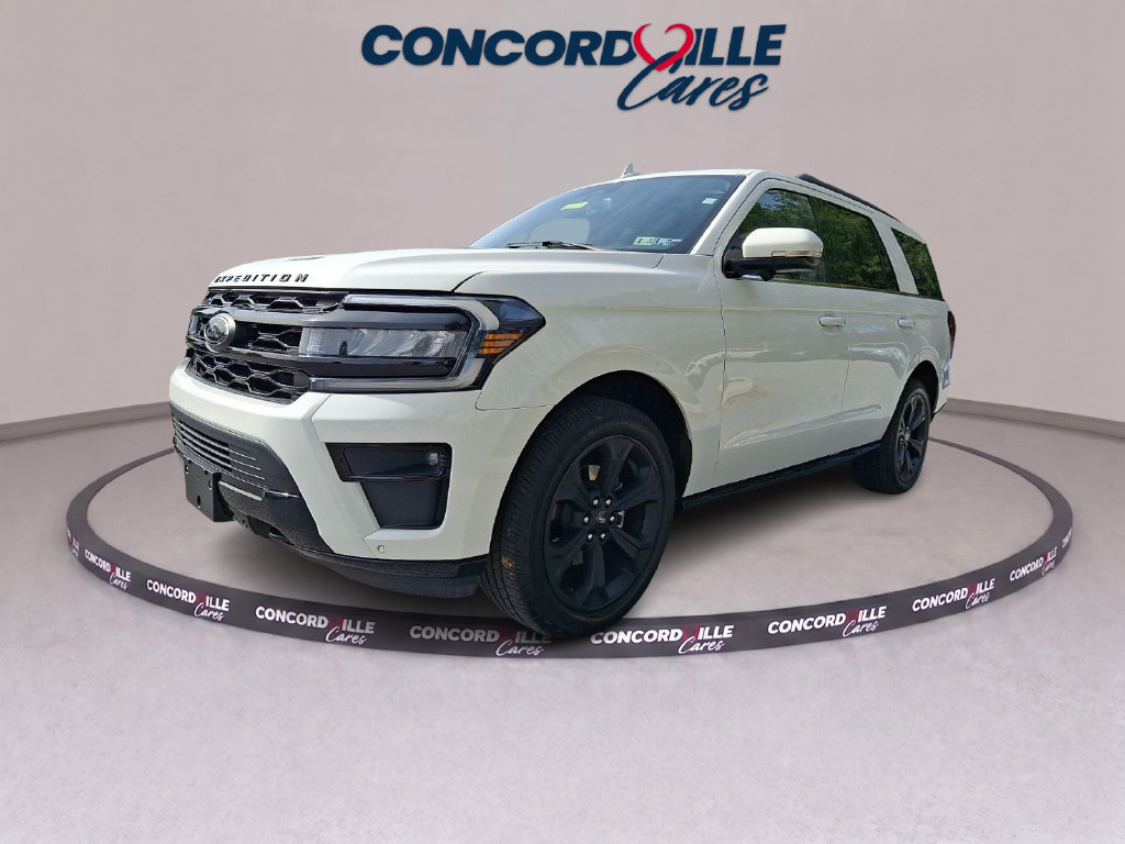 Used 2023 Ford Expedition Limited AWD/4WD image 3