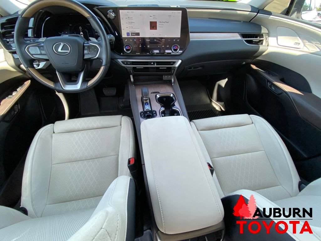 Used 2026 Lexus RX 450h AWD w/ Convenience Package image 28