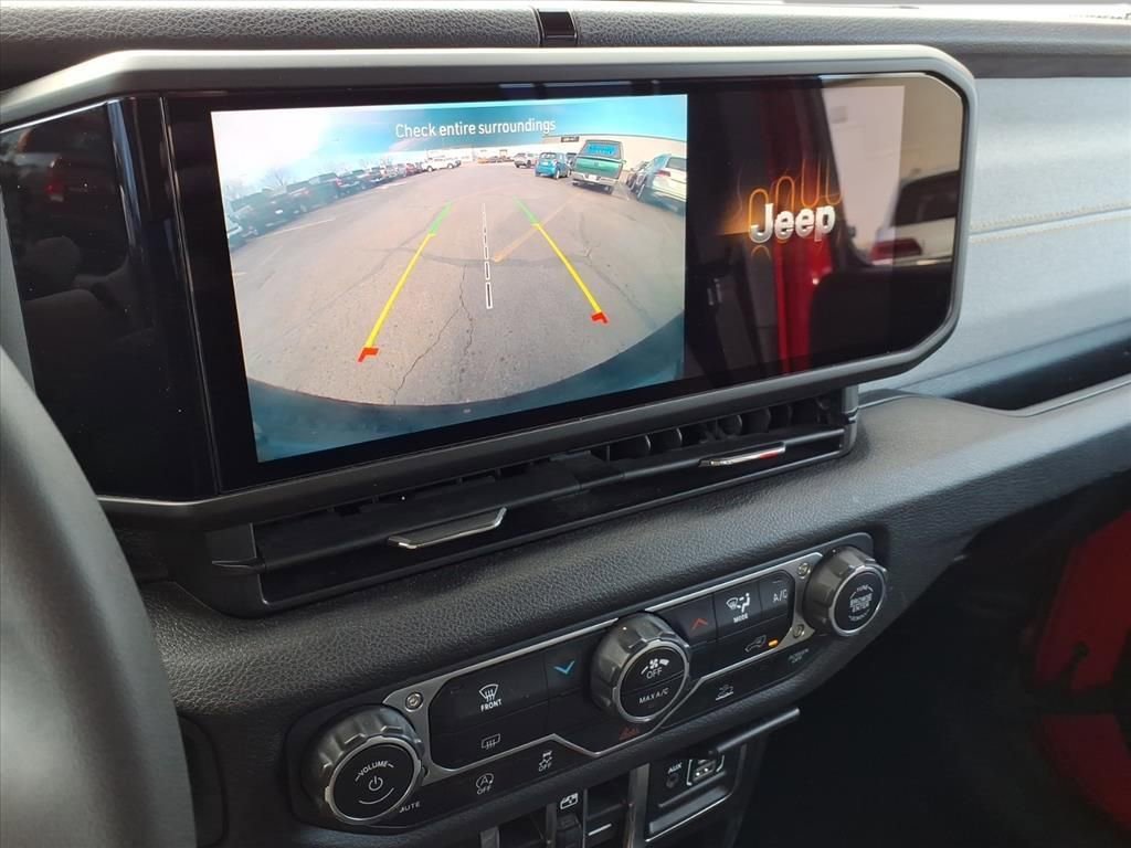 Used 2024 Jeep Wrangler Sport S image 23