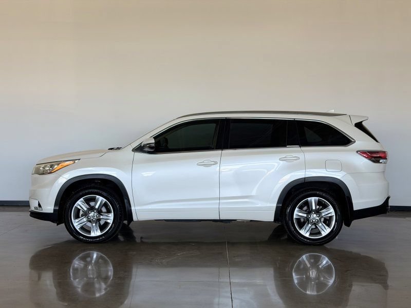 Used 2014 Toyota Highlander Limited FWD image 4