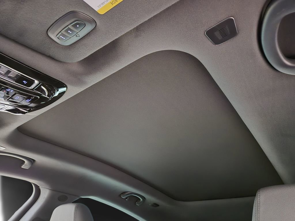 Used 2024 Maserati Grecale GT image 17