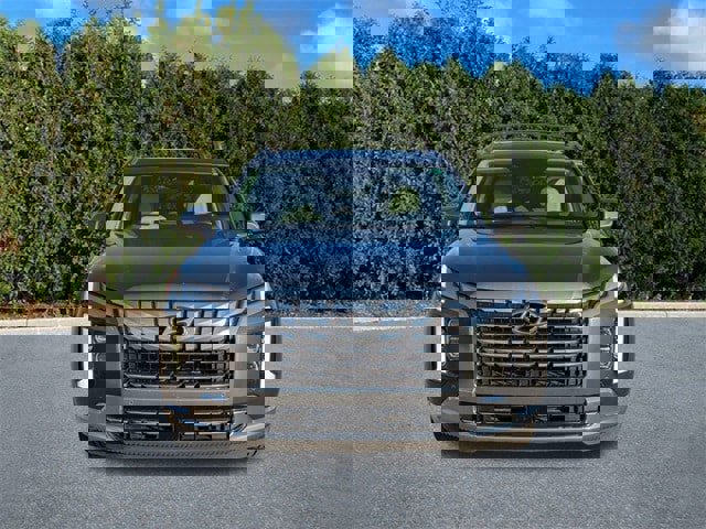 Used 2023 Hyundai Palisade Calligraphy image 2