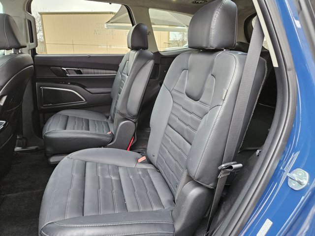 Used 2023 Kia Telluride SX Prestige image 18