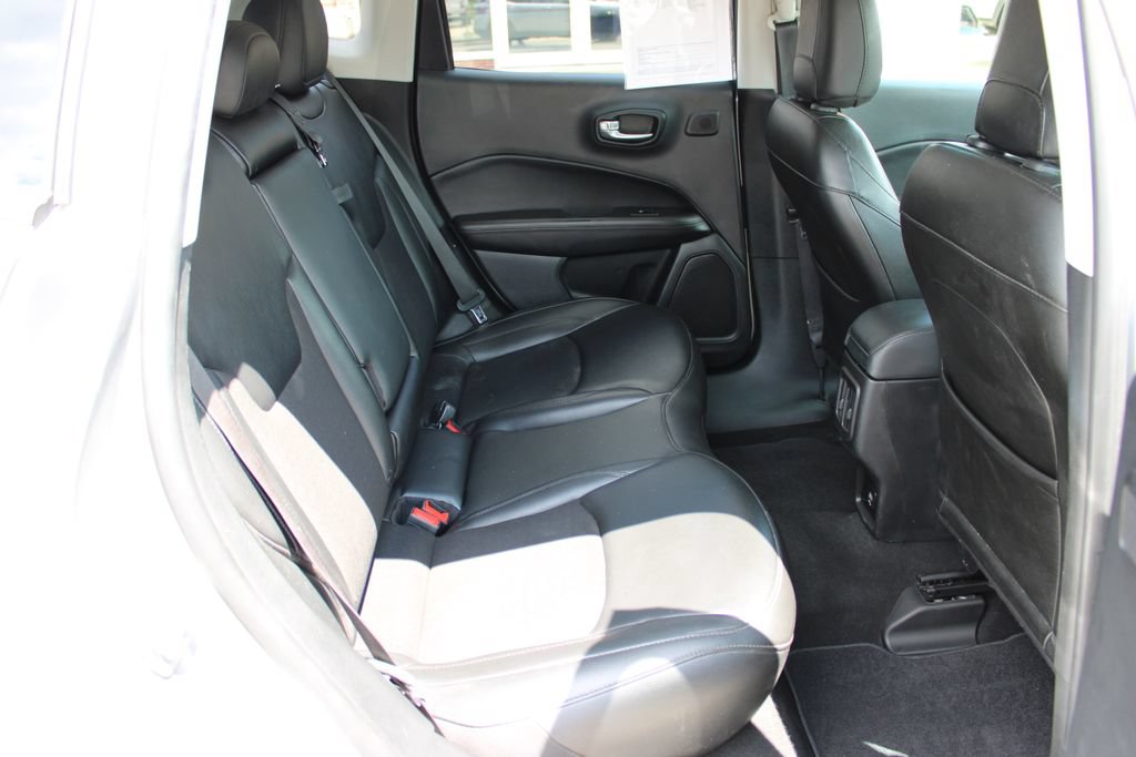 Used 2021 Jeep Compass Latitude w/ Sun and Sound Group AWD/4WD image 42