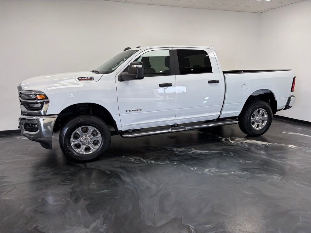 Used 2025 RAM 2500 Big Horn AWD/4WD image 20