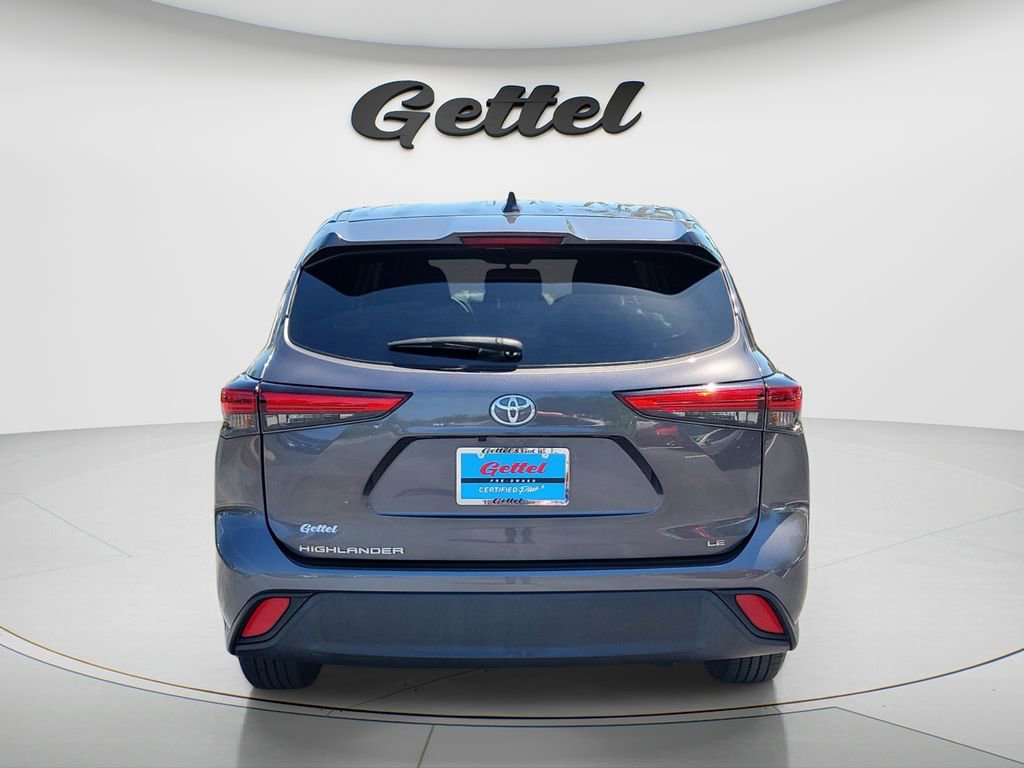 Used 2023 Toyota Highlander LE image 6