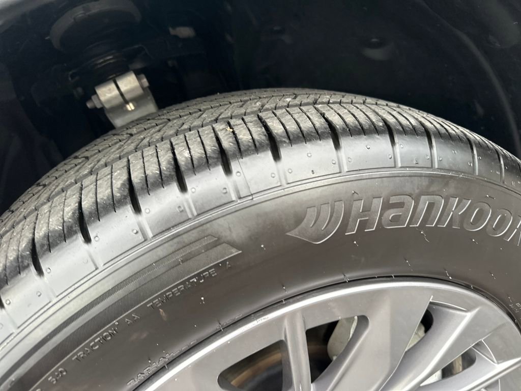 Used 2025 MAZDA CX-90 3.3 Turbo w/ Select Package image 17