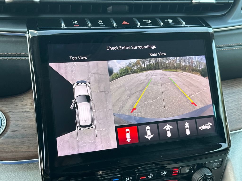 Used 2021 Jeep Grand Cherokee L Summit w/ Advanced Protech Group IV image 31