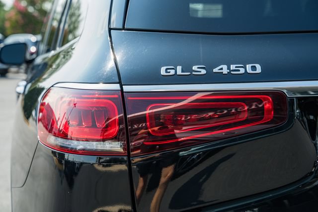 Used 2021 Mercedes-Benz GLS 450 4MATIC image 7