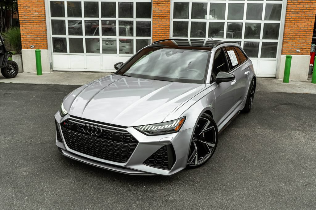 Used 2023 Audi RS 6 AWD/4WD image 2
