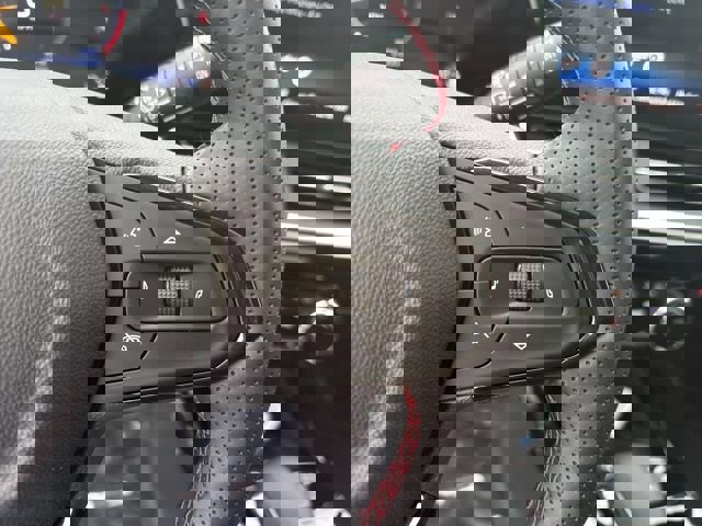 New 2026 Chevrolet Trax RS w/ Sunroof Package image 19