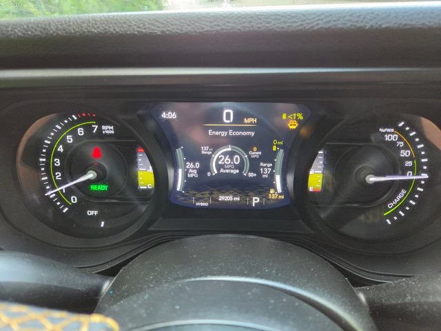 Used 2024 Jeep Wrangler Unlimited AWD/4WD image 33
