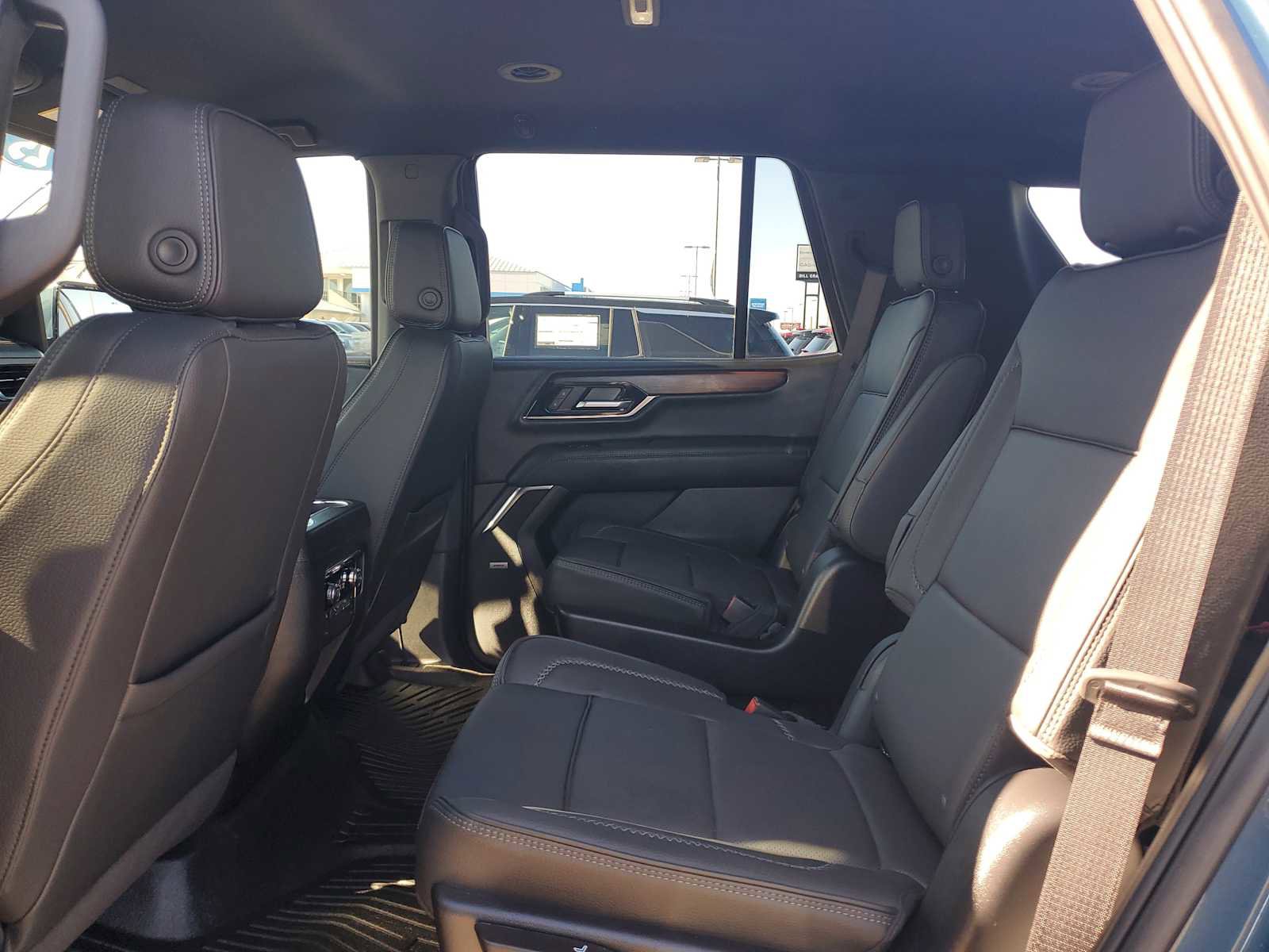 Used 2025 GMC Yukon Denali image 14