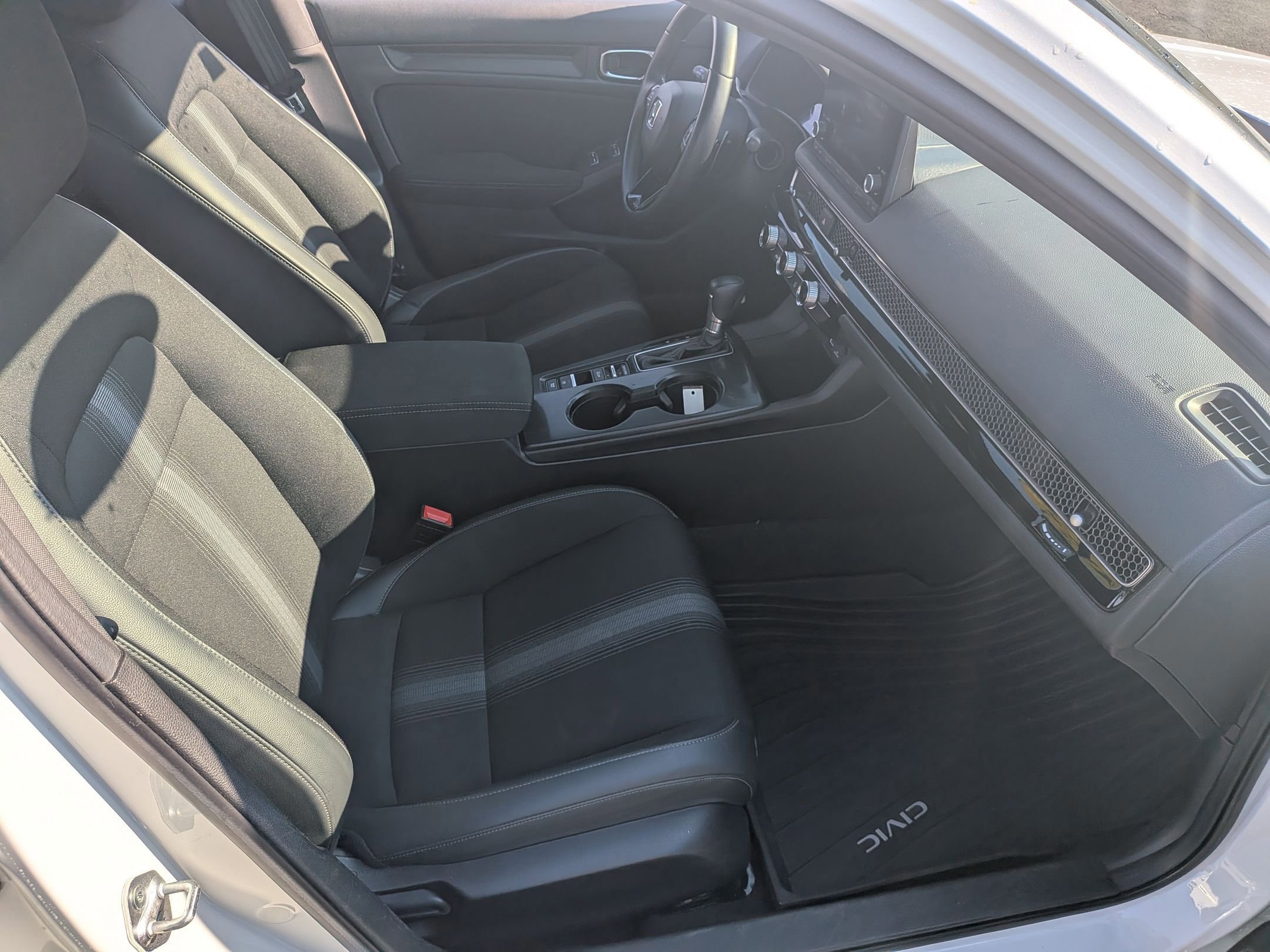 Used 2022 Honda Civic Sport image 32