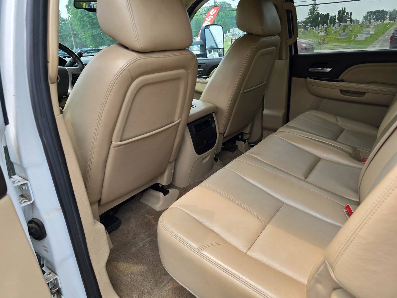 Used 2011 GMC Sierra 3500 Denali AWD/4WD image 23
