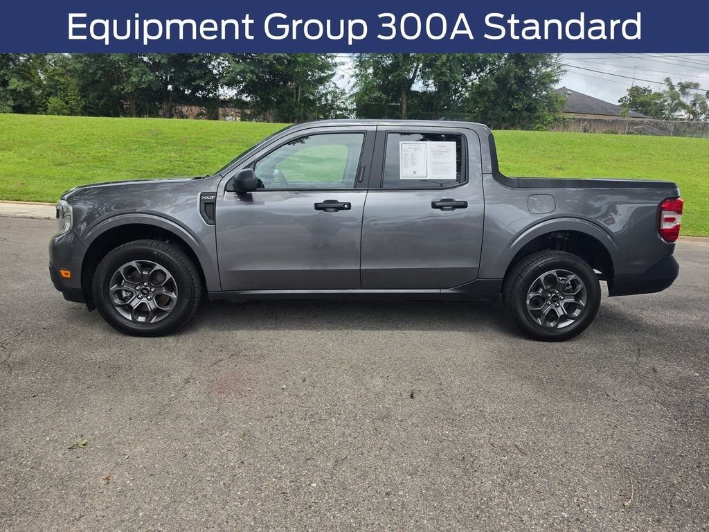 Used 2023 Ford Maverick XLT FWD image 2