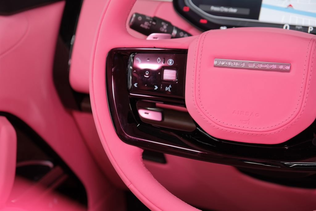 Used 2025 Land Rover Range Rover SE image 50