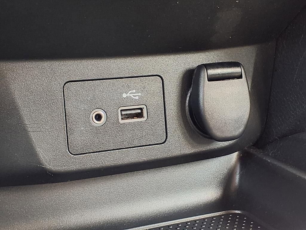 Used 2019 Nissan Rogue S image 24