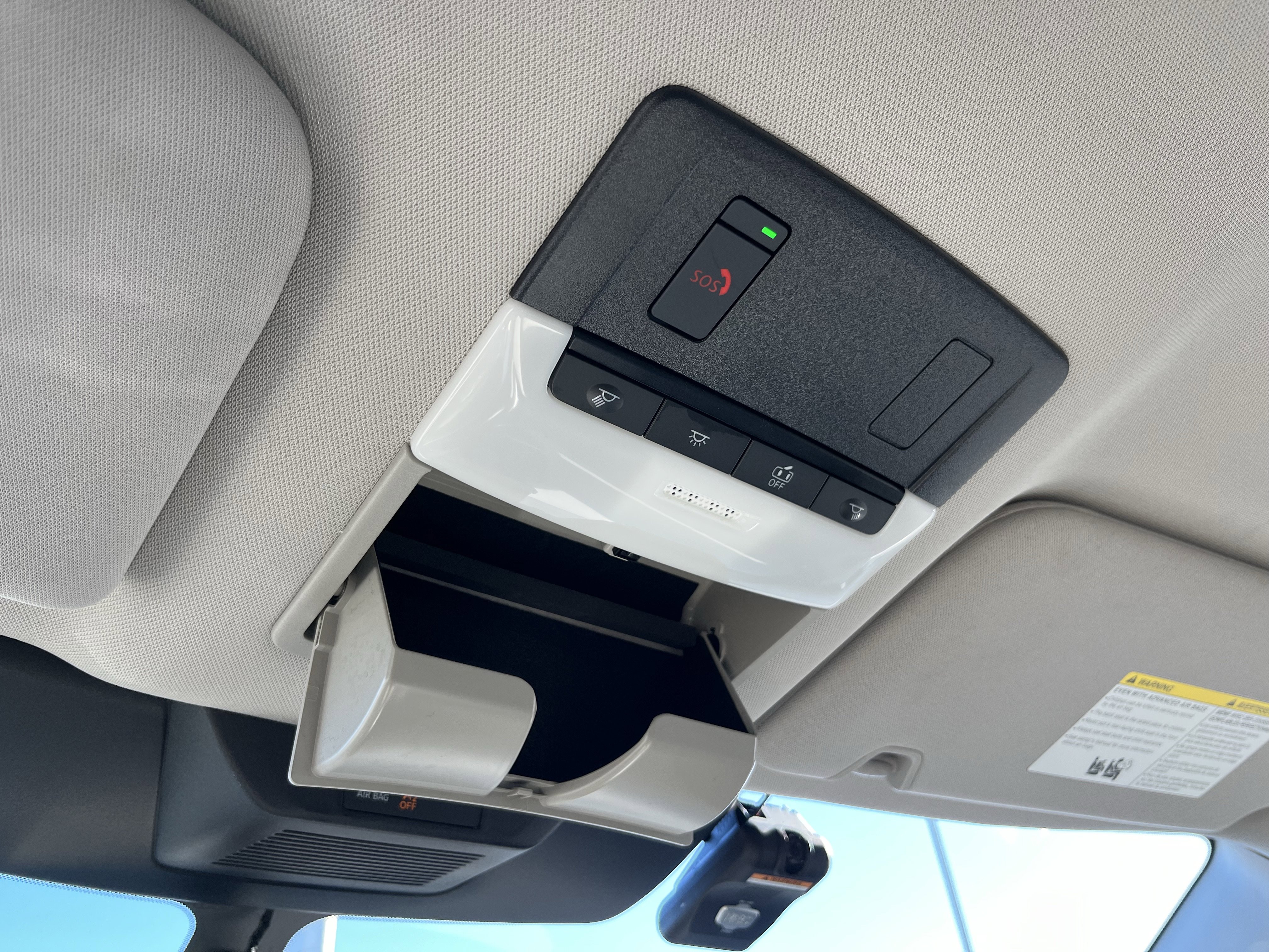 Used 2023 Nissan Pathfinder SL image 32