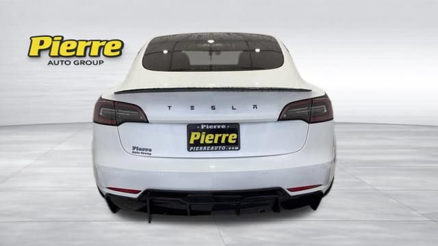 Used 2021 Tesla Model 3 Standard Range Plus RWD image 3