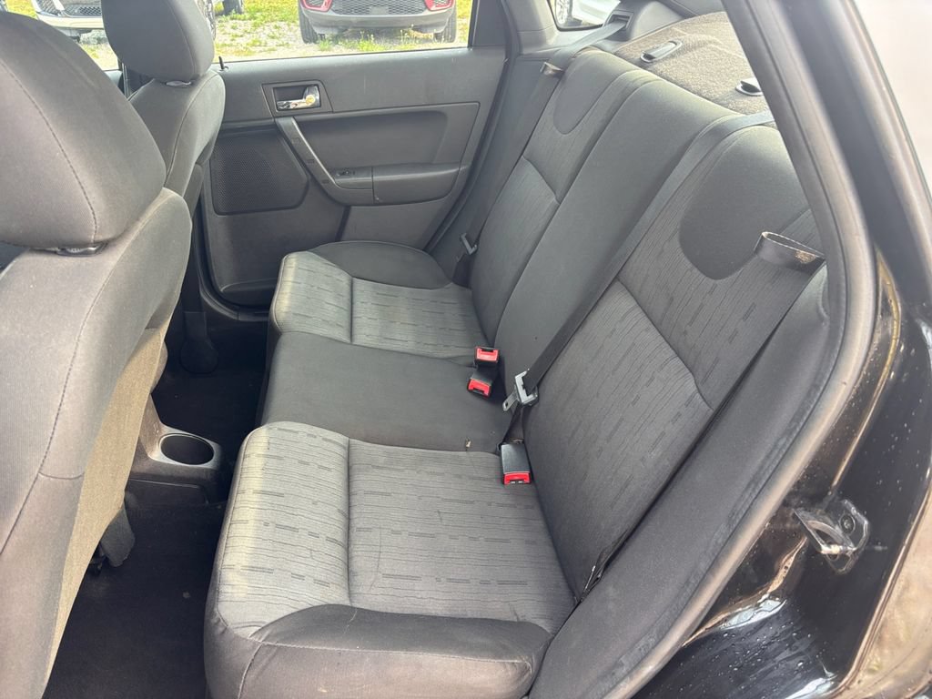 Used 2008 Ford Focus Sedan FWD image 22