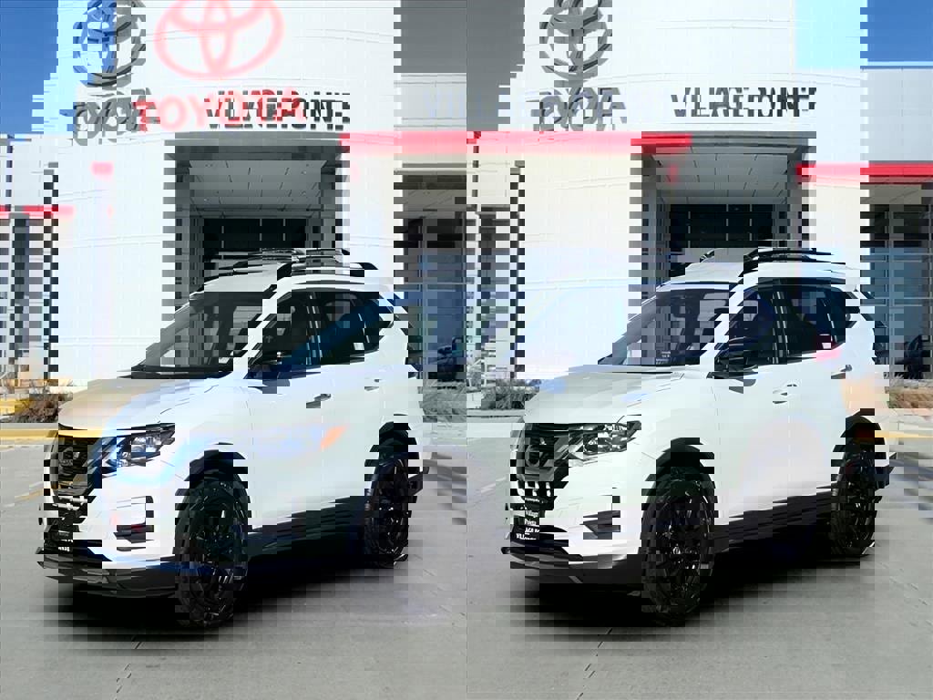 Used 2017 Nissan Rogue SV w/ Midnight Edition Package