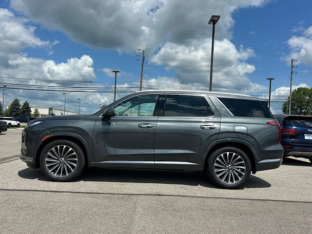 Used 2025 Hyundai Palisade Calligraphy AWD/4WD image 5