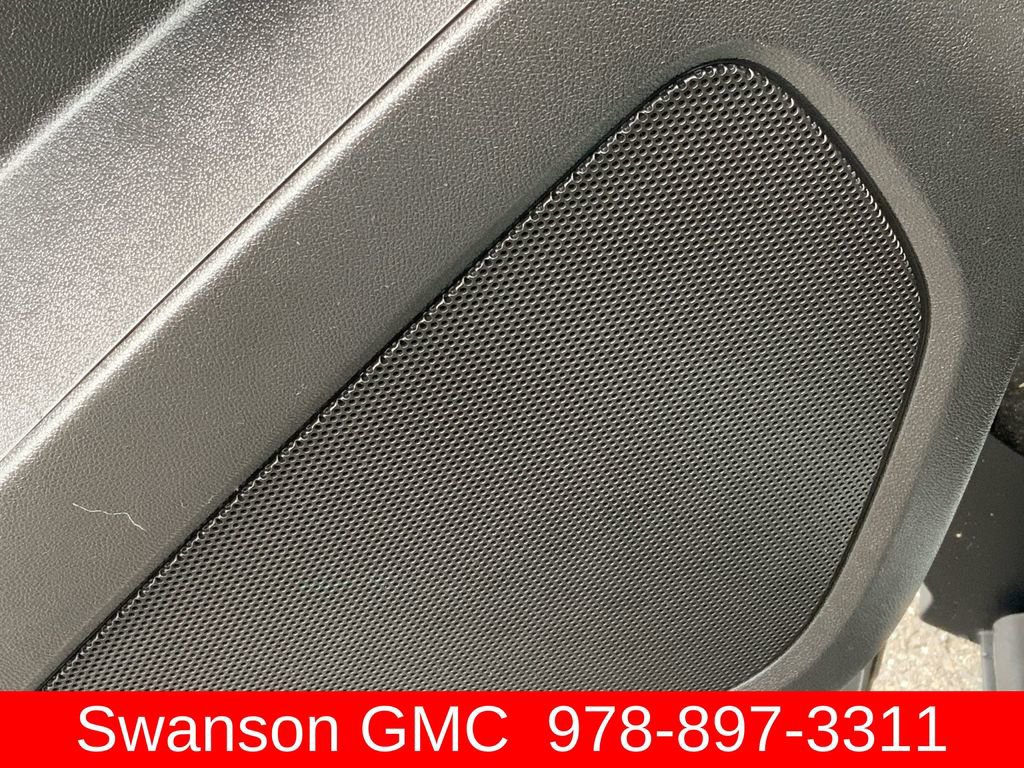 Used 2023 Chevrolet Equinox LT w/ LPO, Floor Liner Package image 23
